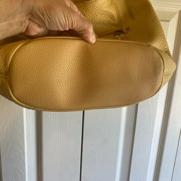 The Sak Mustard Yellow Leather Hobo Shoulder Bag - Picture 5 of 5